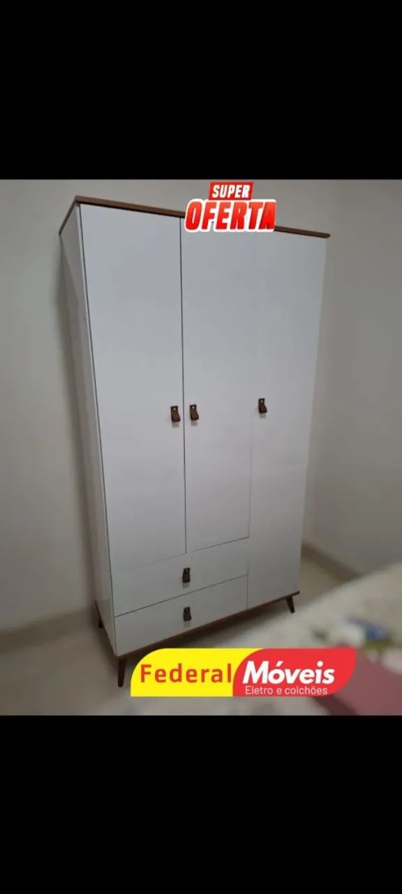 Guarda Roupa 3 Portas e 2 Gavetas - Novo, Compacto e Funcional!