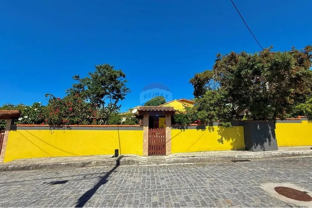 Casa à venda em José Gonçalves - Búzios.