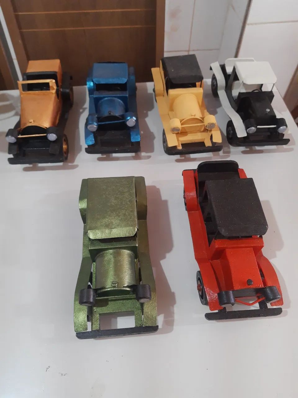 Miniaturas carros antigos 28cm 06 unidades