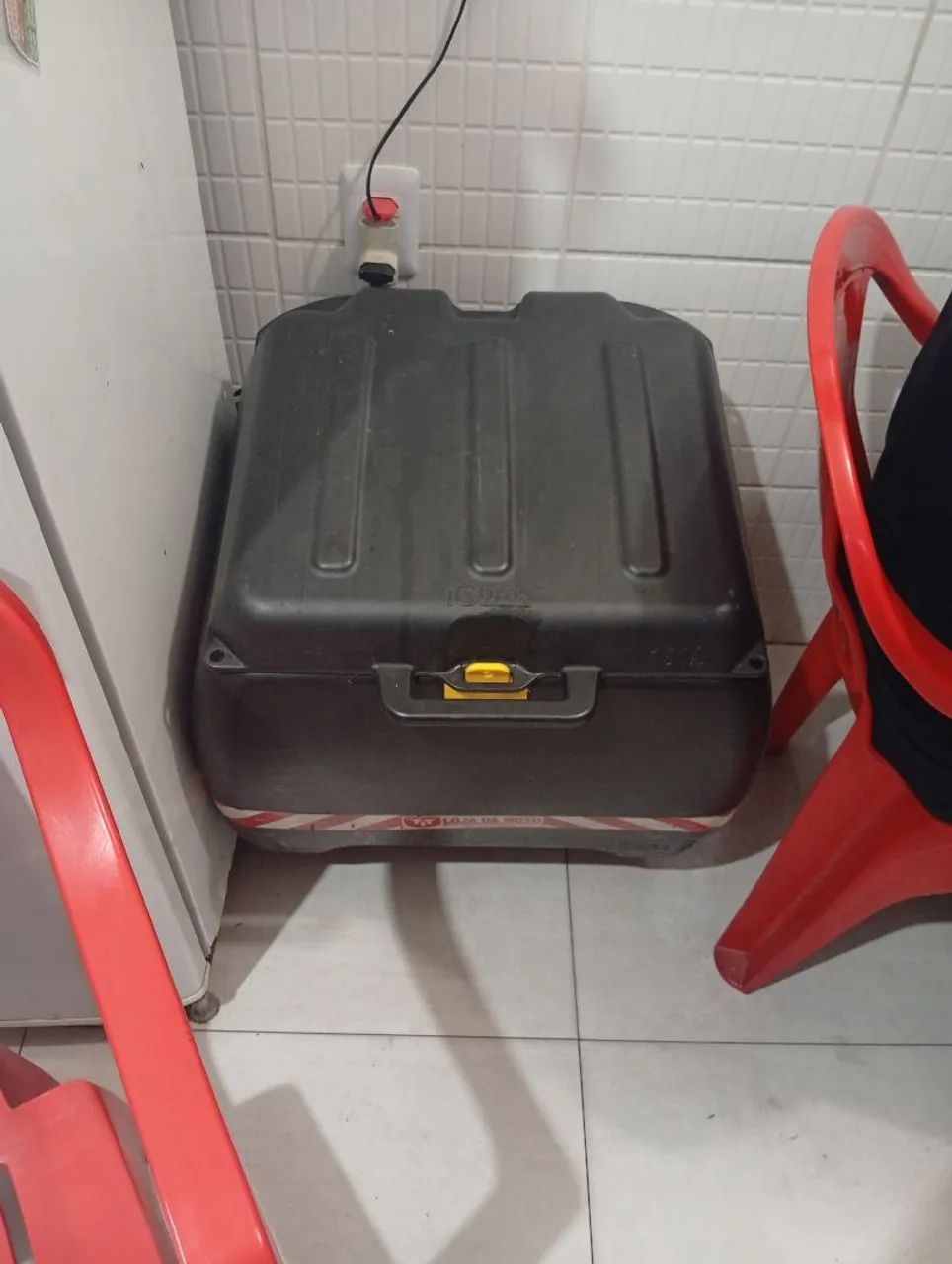 Caixa motoboy 100 litros 