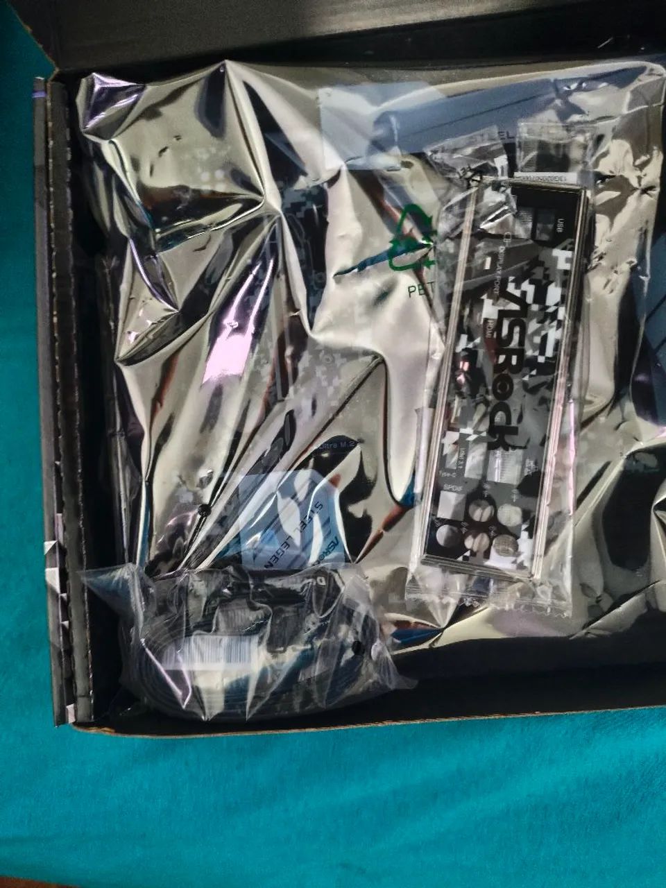 AM4 kit with Ryzen 7 5700x64302531371777123