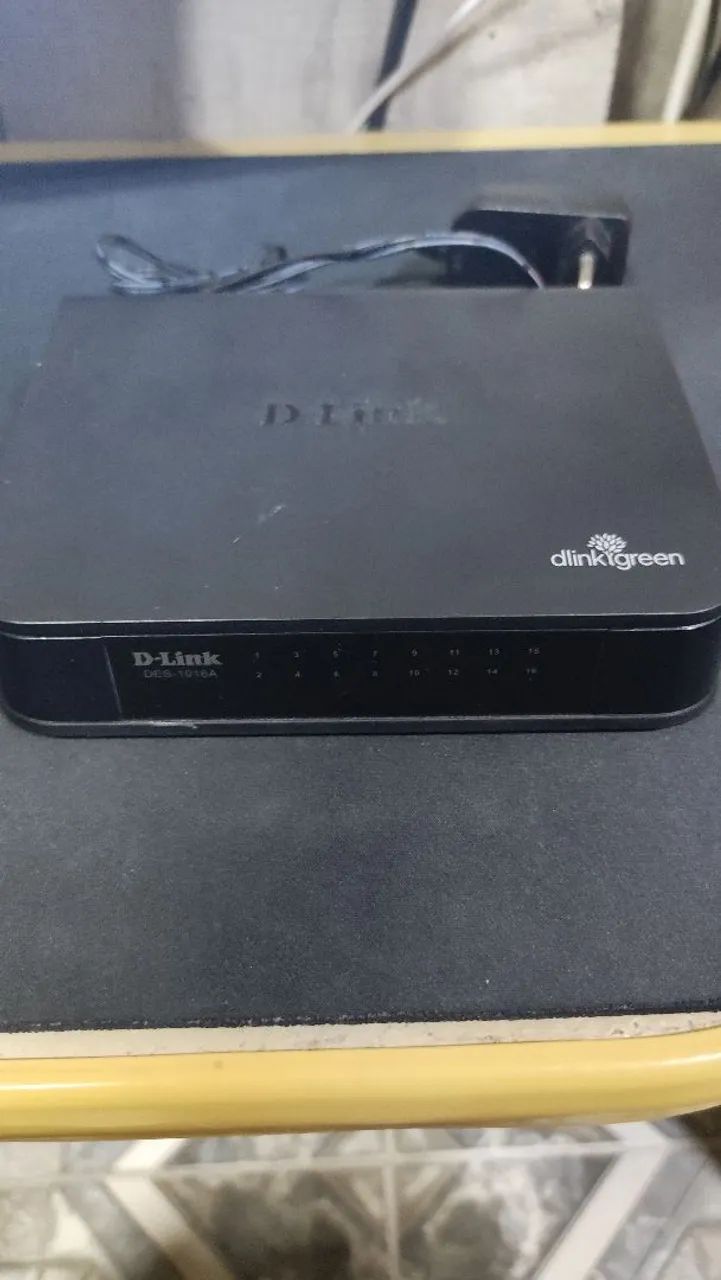 Switch D-Link DES-1016A