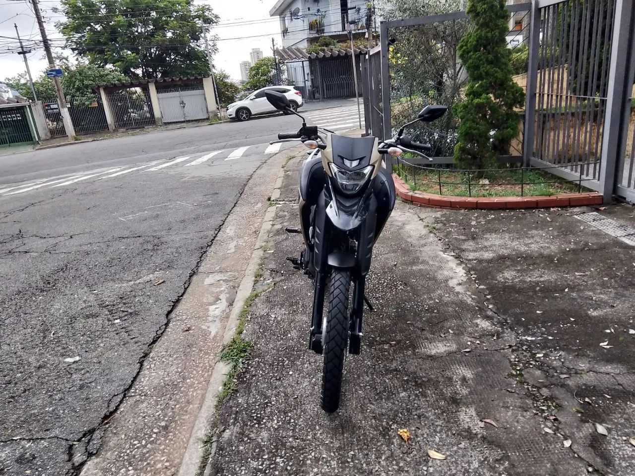 Xtz 250 Lander 2022 - Foto 5