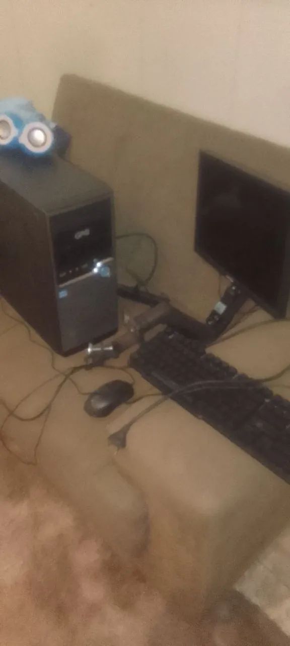 Selling gaming PC for R$ 600, only defect is turning on and off64286209243906122