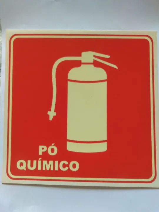 PLACA SINALIZAÇÃO PVC EXTINTOR PÓ QUÍMICO 20X20 