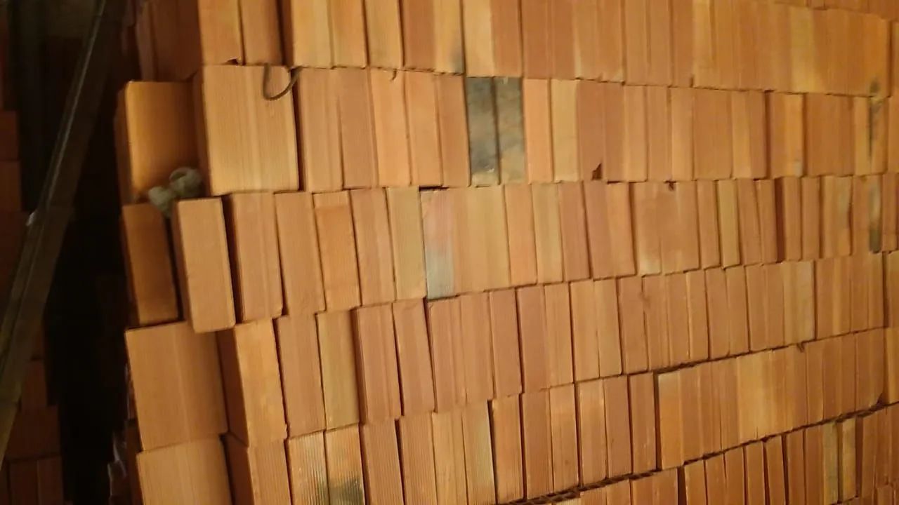 Tijolos de barro 20 x 20 milheiro  - Foto 2