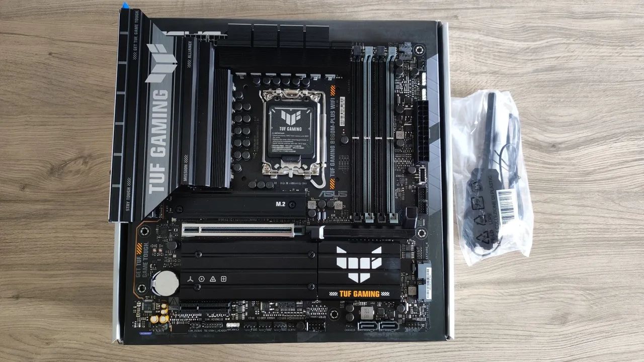 Placa Mãe Asus Tuf Gaming B860m-plus Wifi Ddr5 Matx Intel Lga 1851