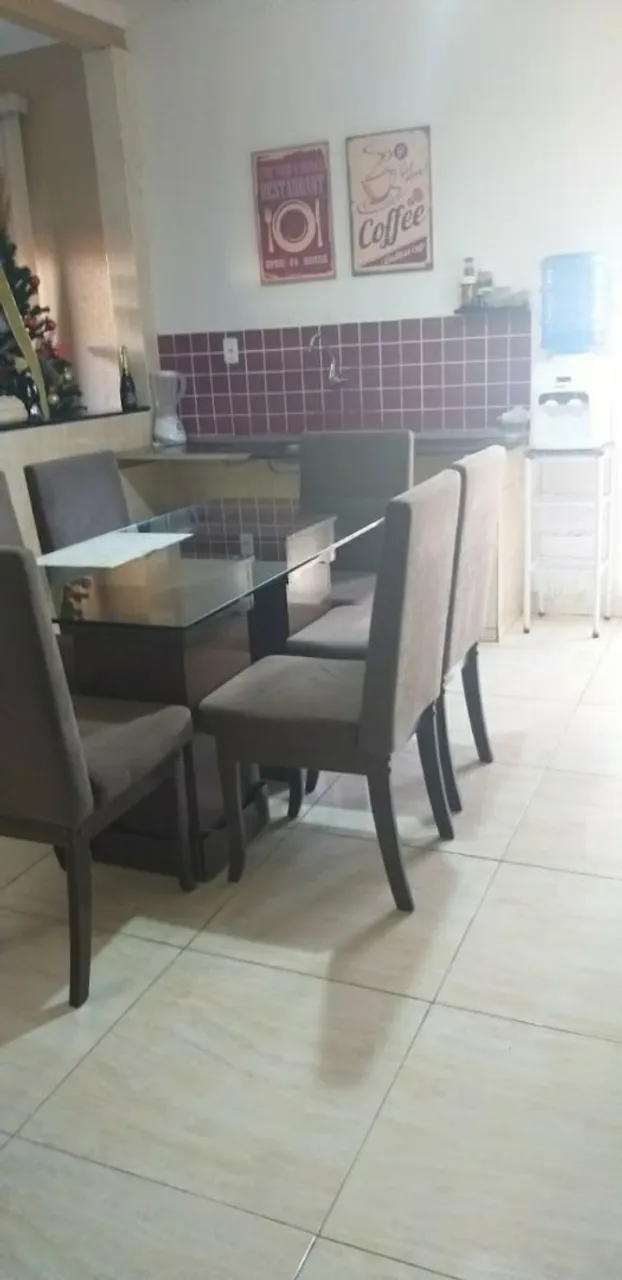 Mesa de Jantar com 6 Cadeiras