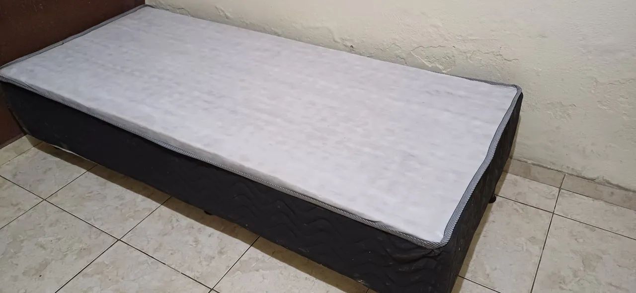 Cama Box Solteiro Usada