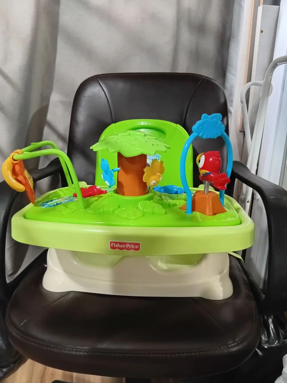 Cadeirinha de alimentação 