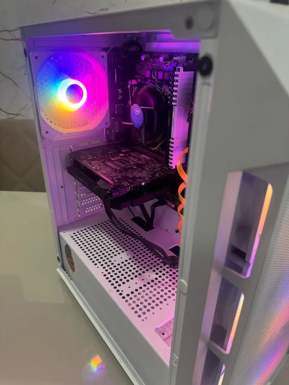 Pc gamer  white - Foto 2