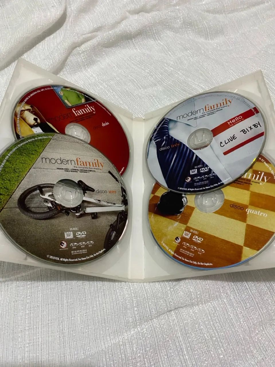 Dvds Box Modern Family - 1ª e 2ª Temporada - Foto 3