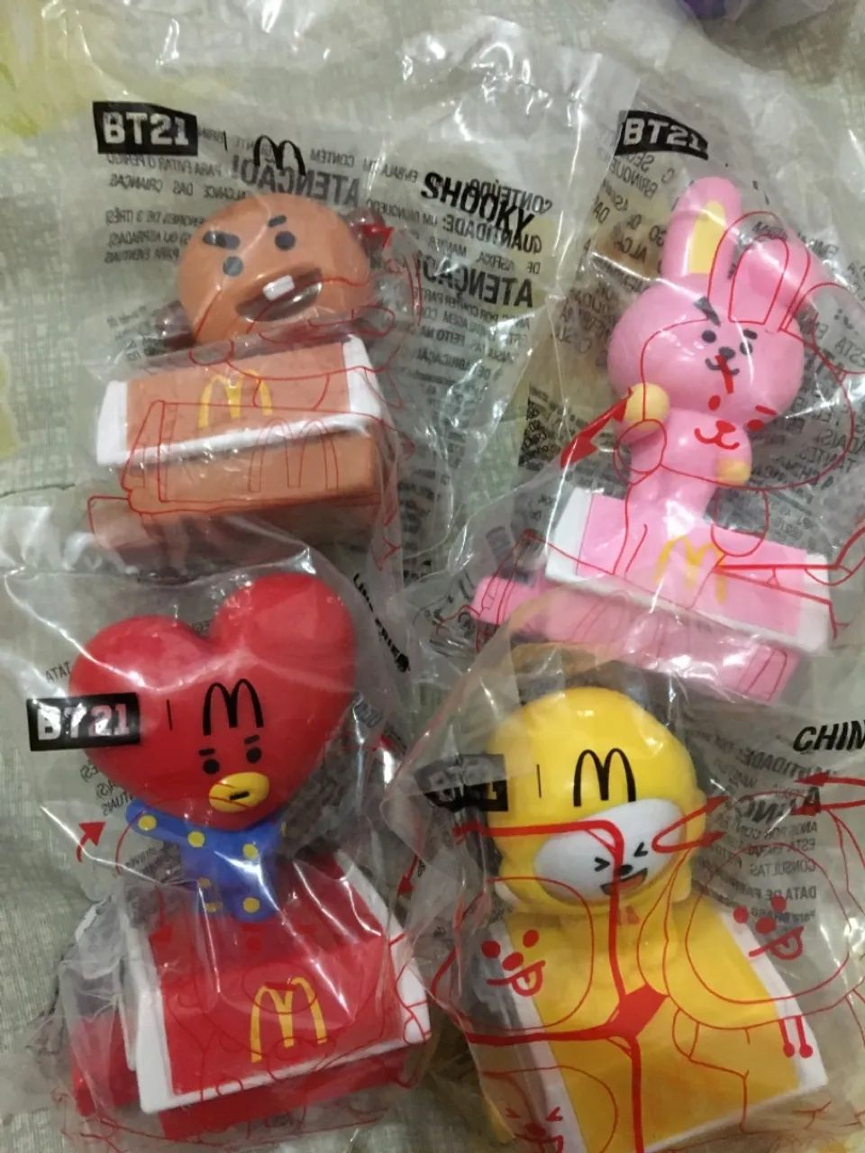 Coleção BT21 McDonalds - BTS - Foto 2