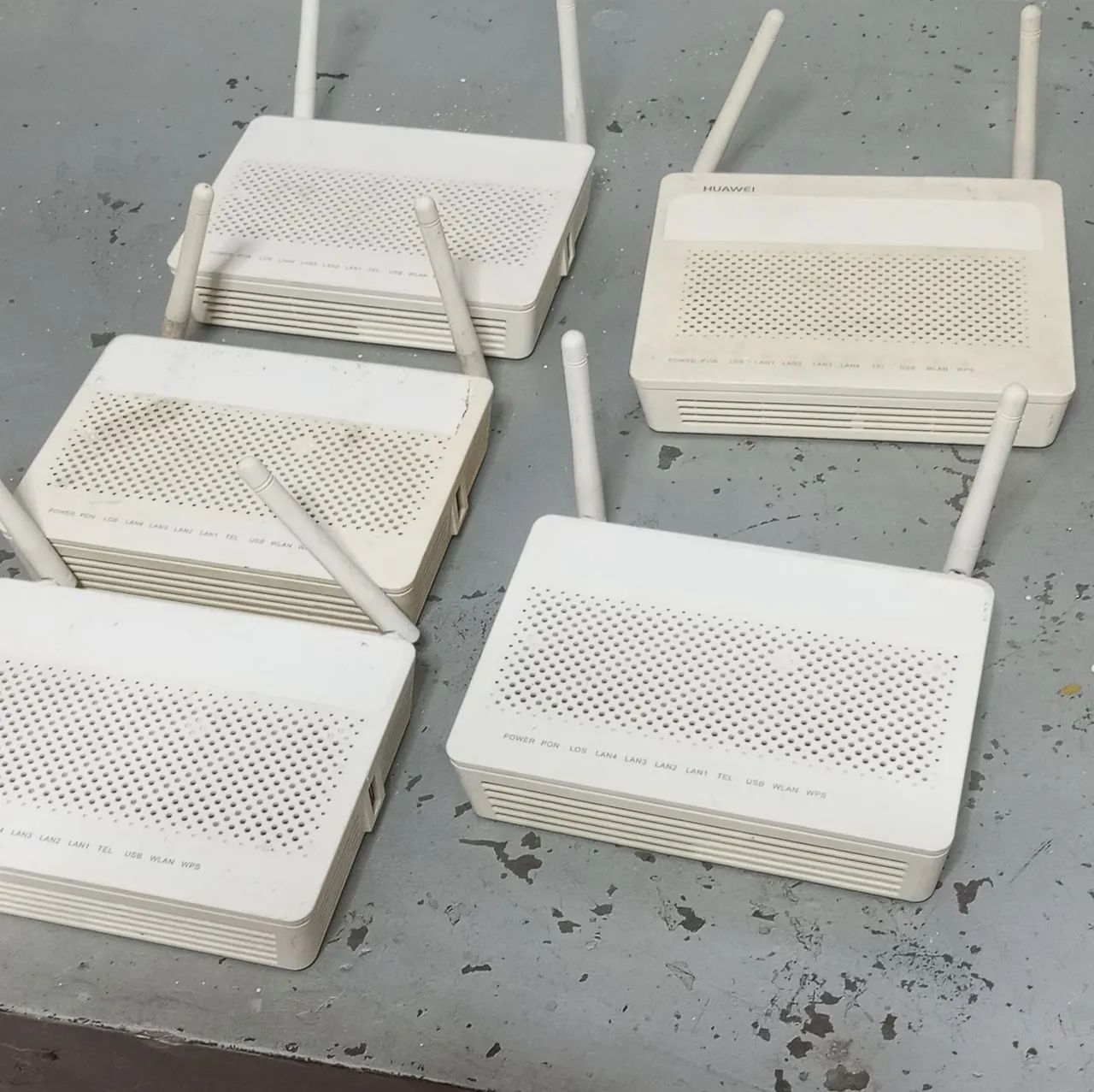 Roteadores Huawei 2.4 G 15 unidades 