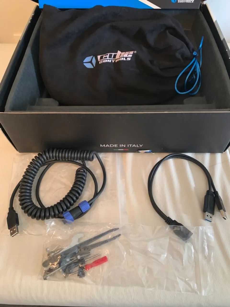 Volante de Simulação Cube Controls Fórmula CSX-2 para Colecionadores - Foto 5