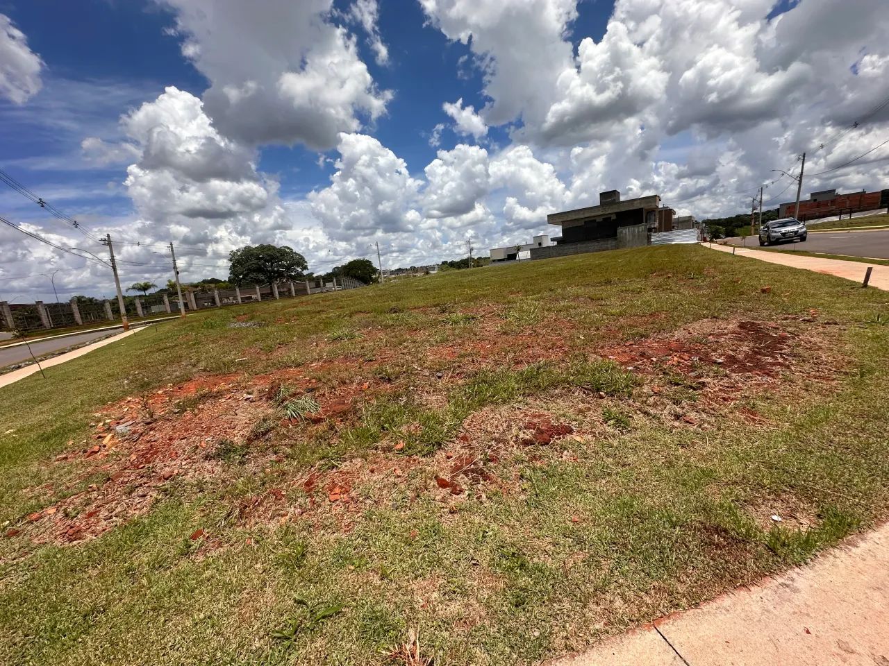 Venda de lote no Condomínio Parqville Quaresmeira Trindade - GO - Foto 4
