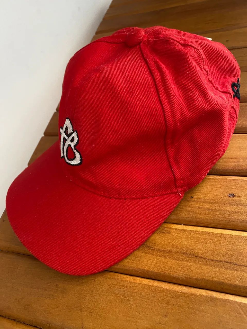 Boné Fubu vermelho  - Foto 2