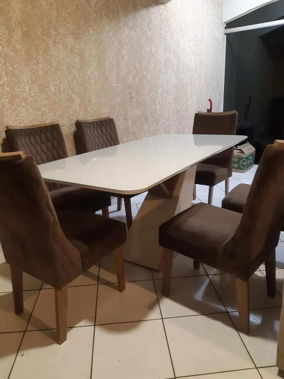Mesa de Jantar Branca com 6 Cadeiras