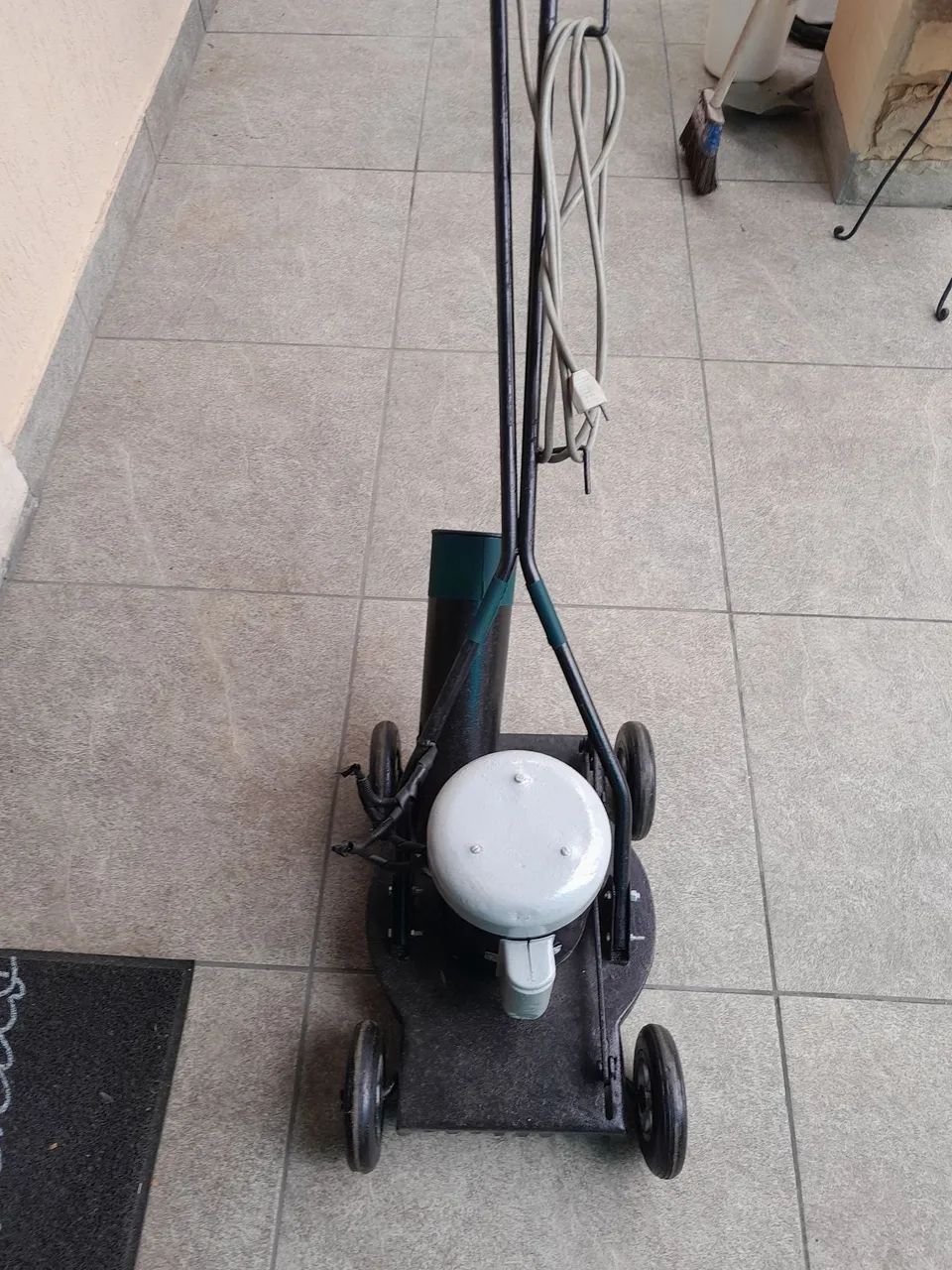 Cortador de grama com carrinho  - Foto 3