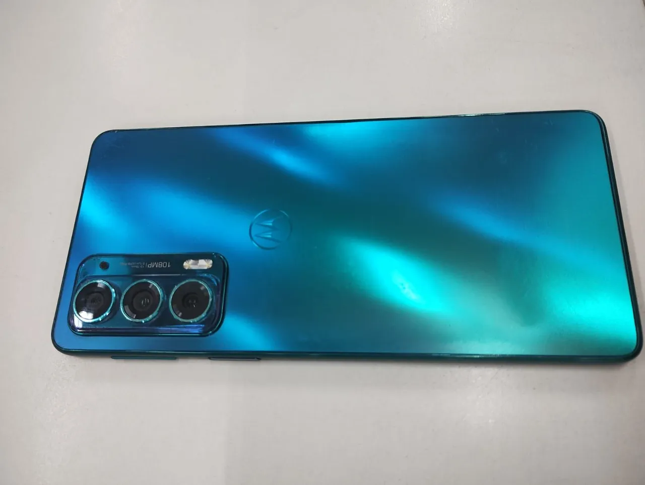 Motorola Moto Edge 20- Verde- 108MP