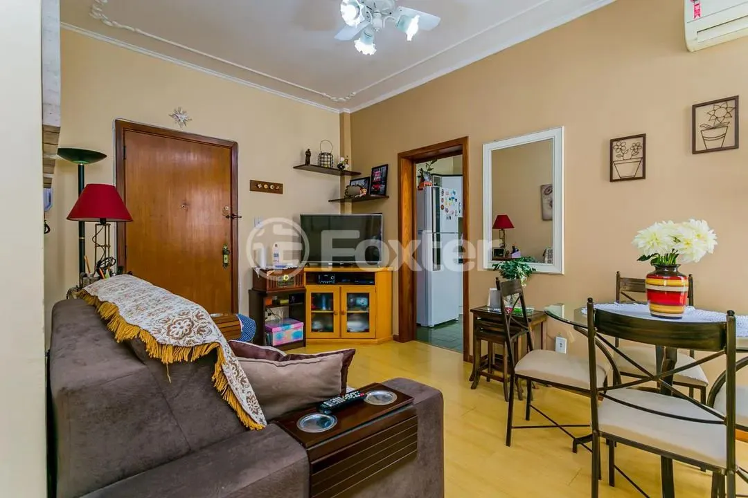 Apartamento à venda Rua Teixeira de Freitas, Santo Antônio - Porto Alegre