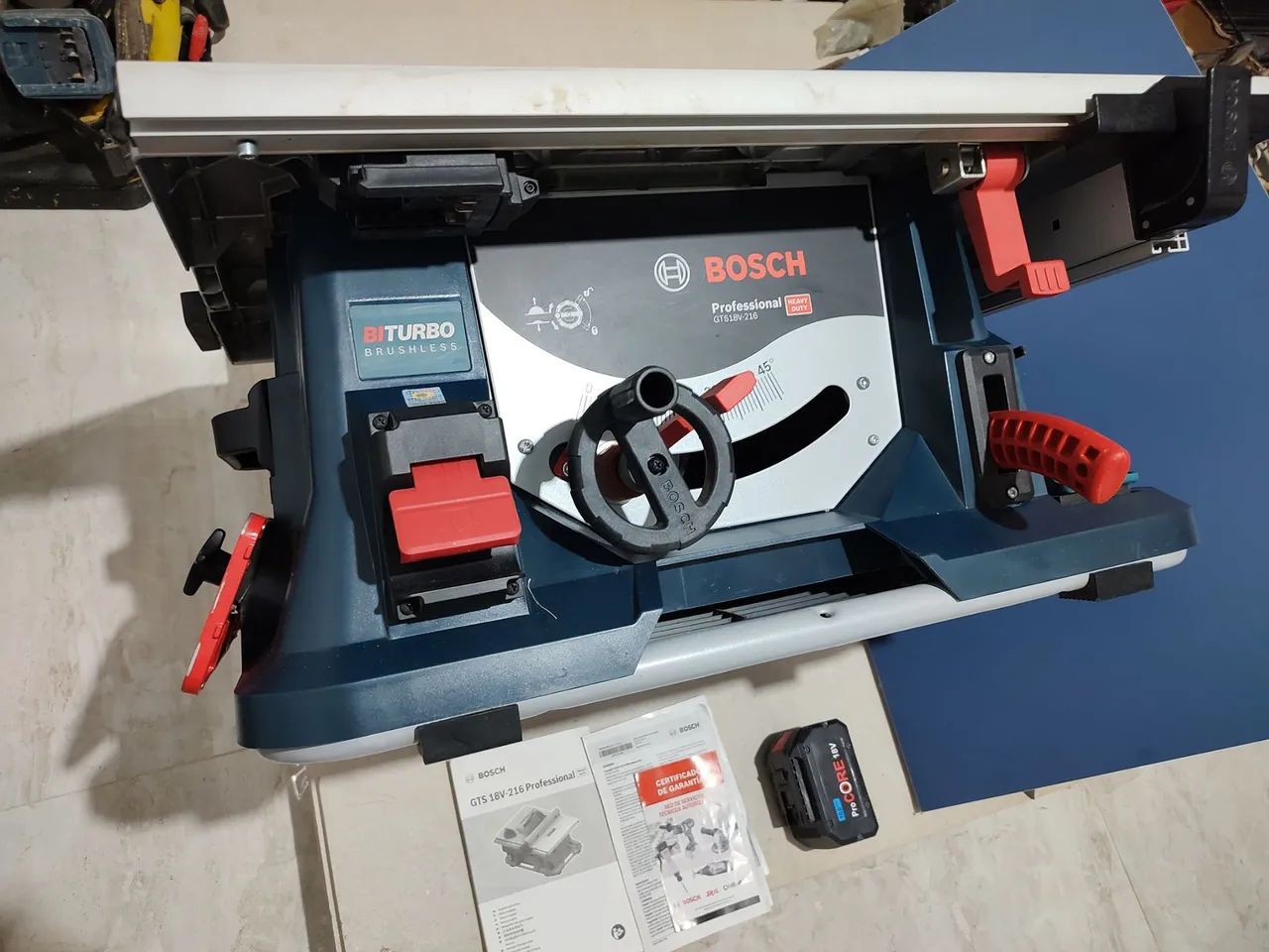 Serra de bancada Bosch GTS 18V-216 Professional Biturbo