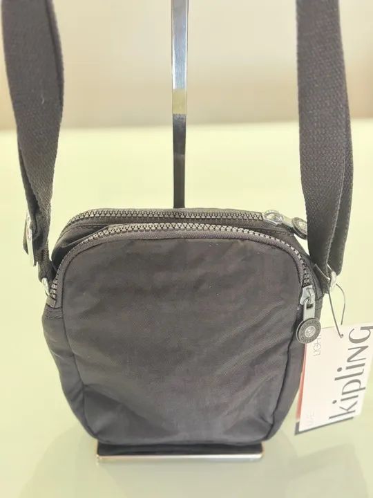 Bolsa Kipling Preta  - Foto 4
