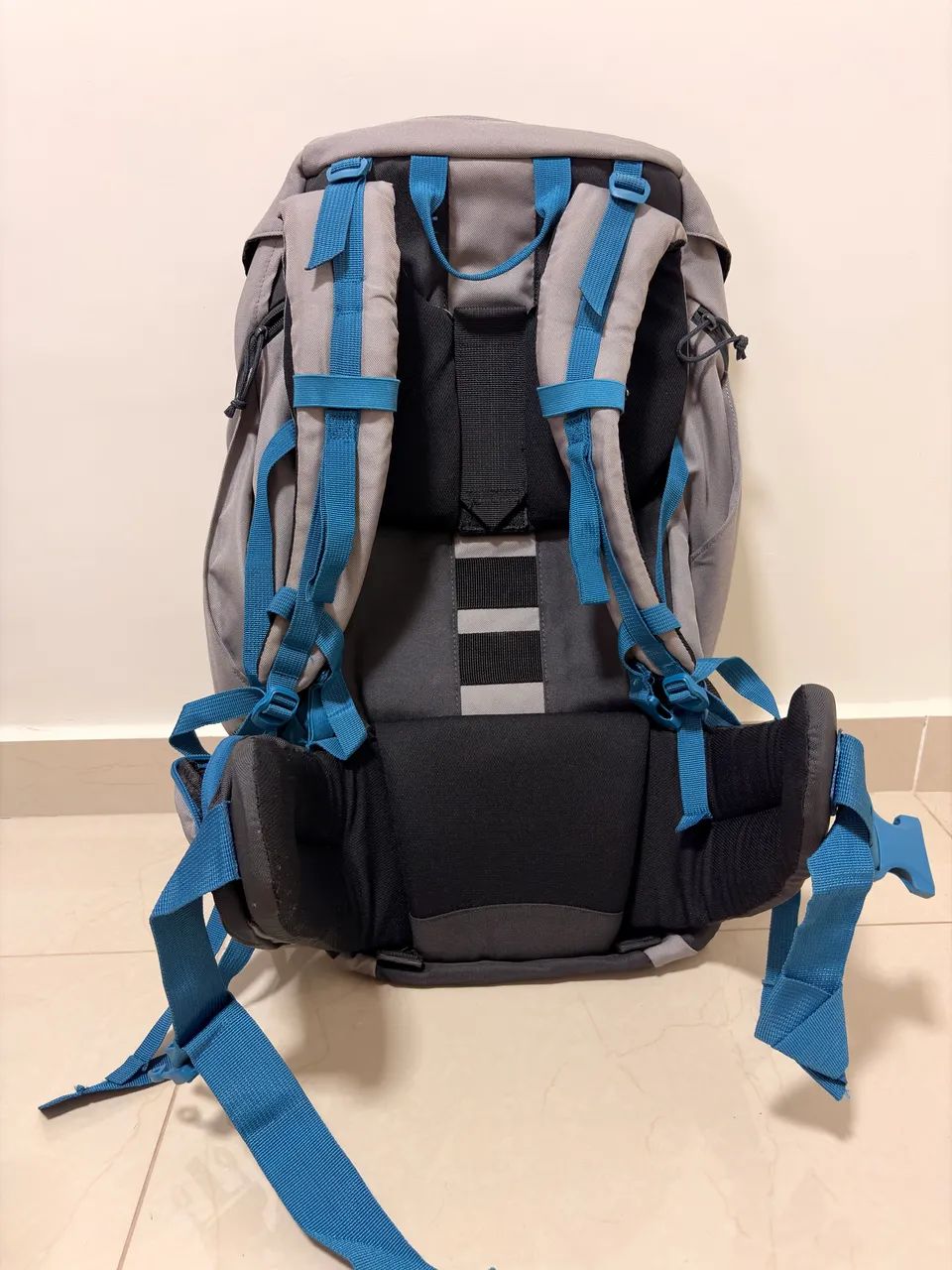 Mochilas Quechua Forclaz 50l - Foto 2
