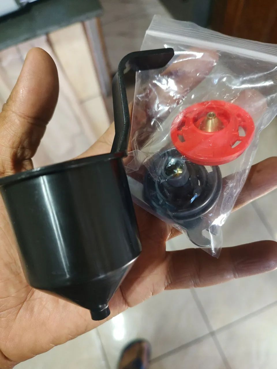 Pistola de Pintura HVLP 1200ml Deko - Profissional! - Foto 4