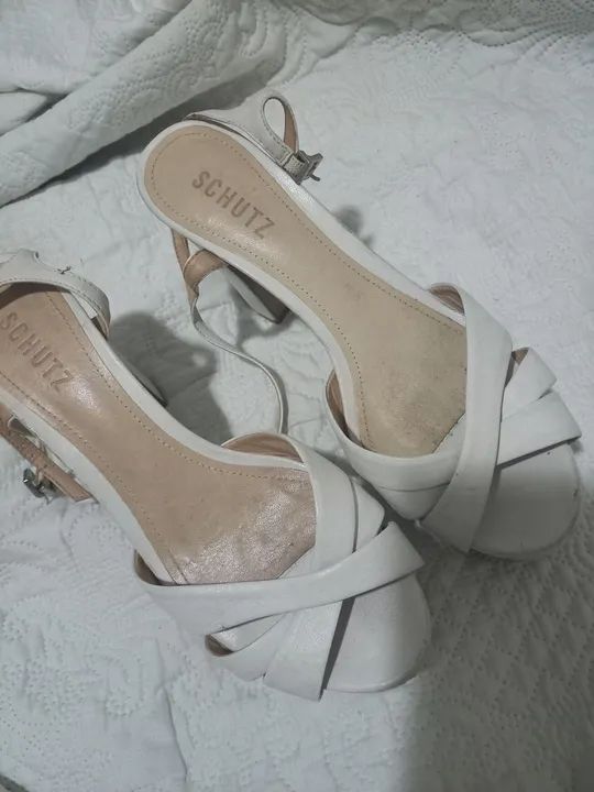 SANDALIA SCHUTZ OFF WHITE - Foto 4