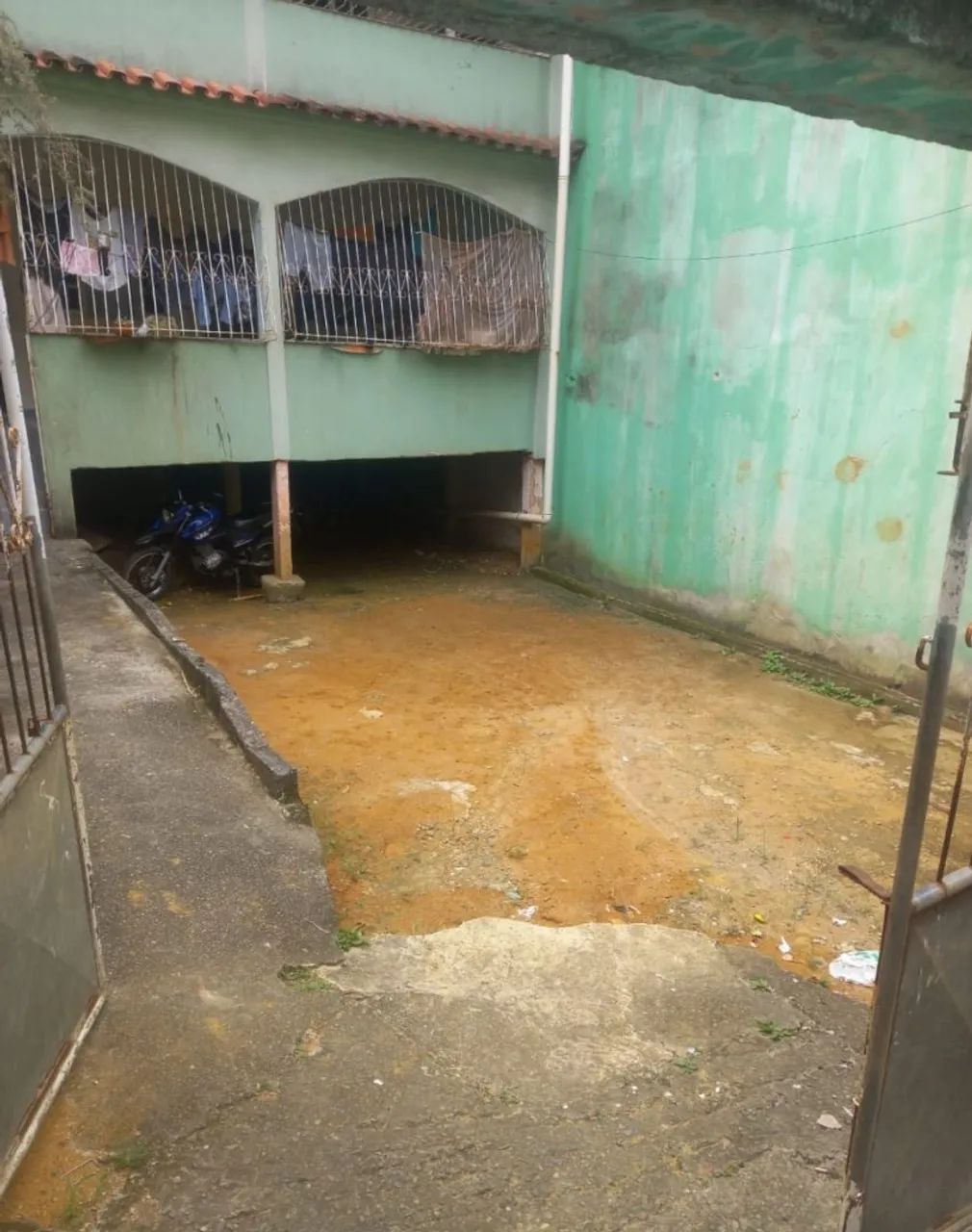 Vende-se casa dúplex com escritura no presidente medice 