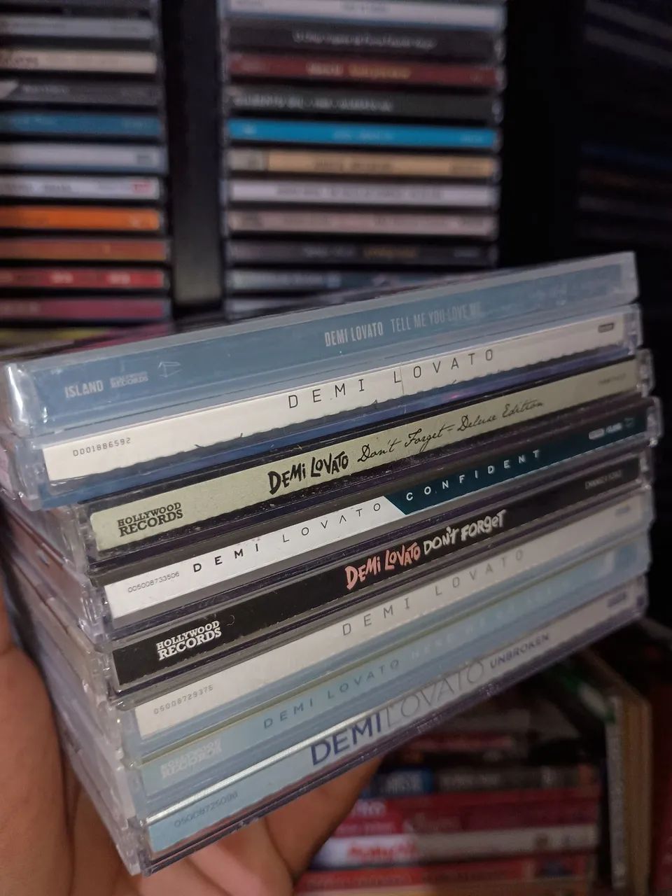 CDs da Demi Lovato - Diverrsos álbuns! - Foto 3