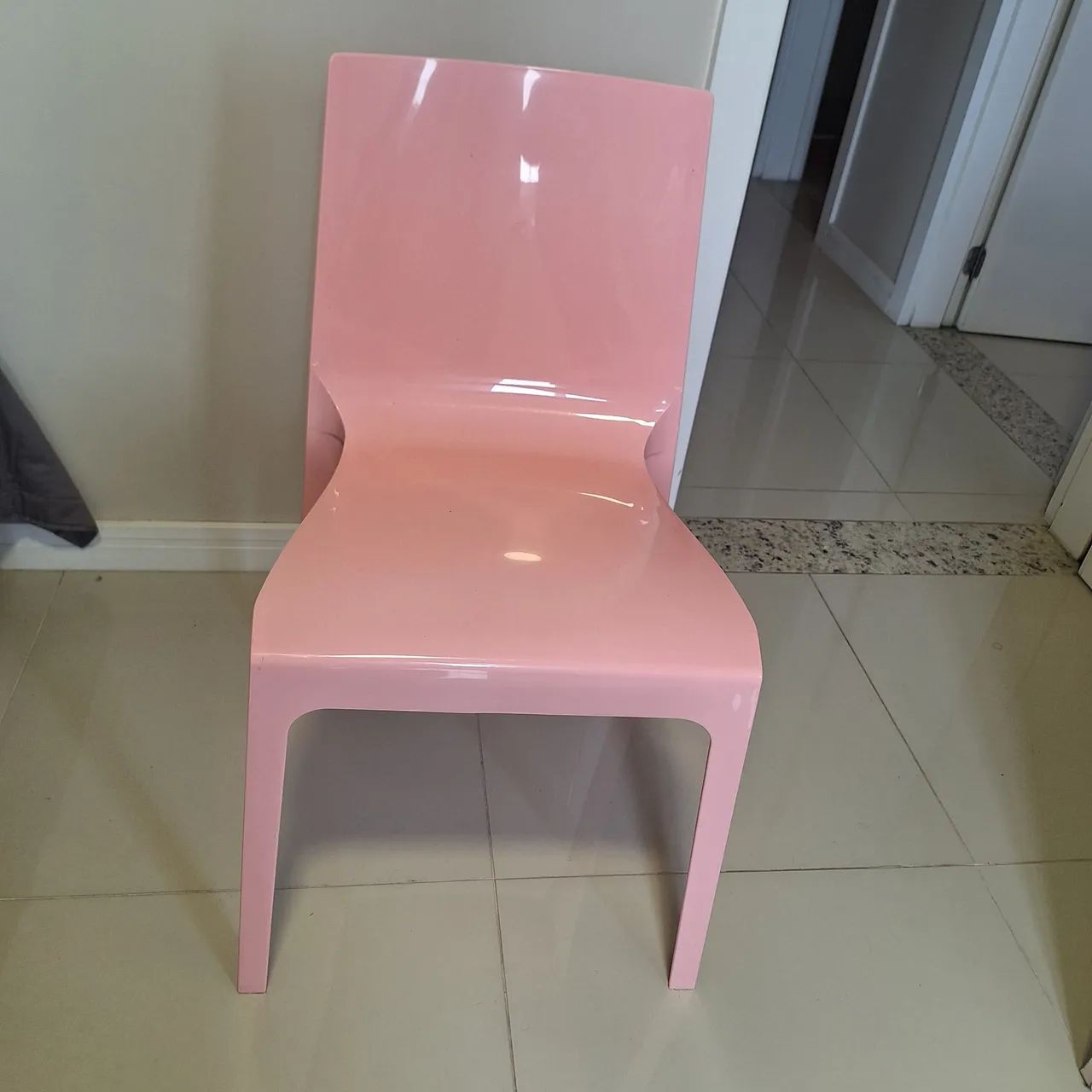 Cadeira rosa