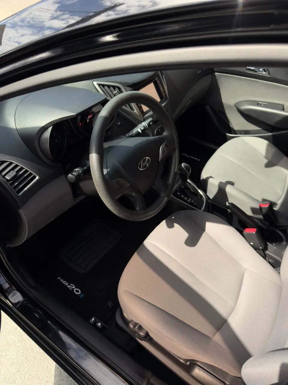 Hyundai HB20S C.plus/c.style 1.6 Flex 16V Mec.4p 2015 - Foto 5