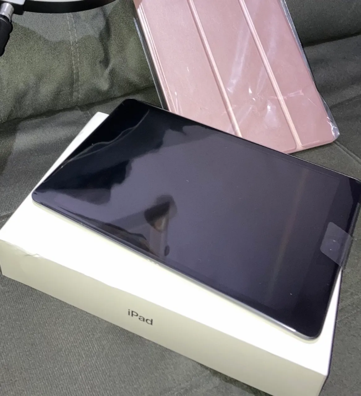 iPad Air M3 128gb Cinza Espacial NOVO E LACRADO - Tablets e E