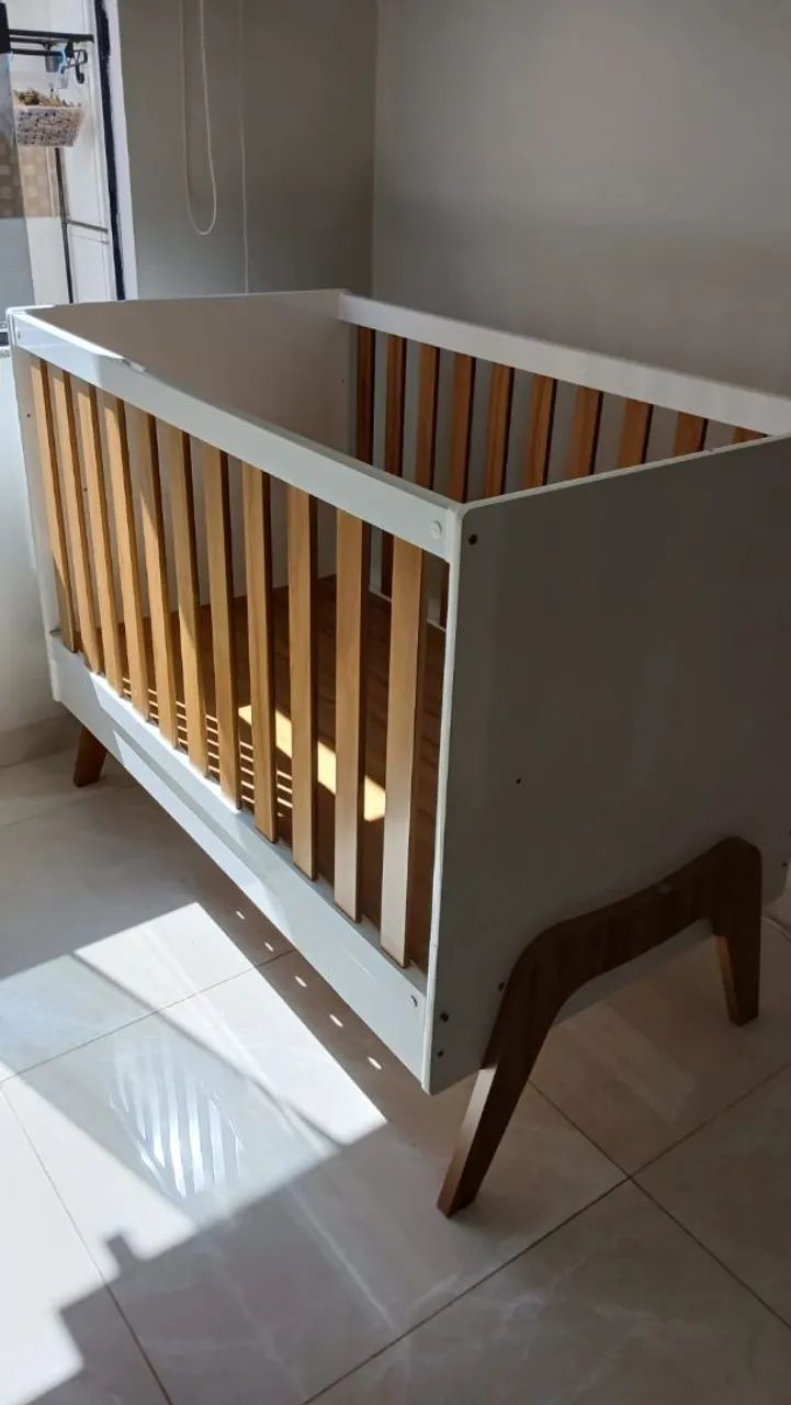 BERÇO LAQUEADO BRANCO - Foto 3