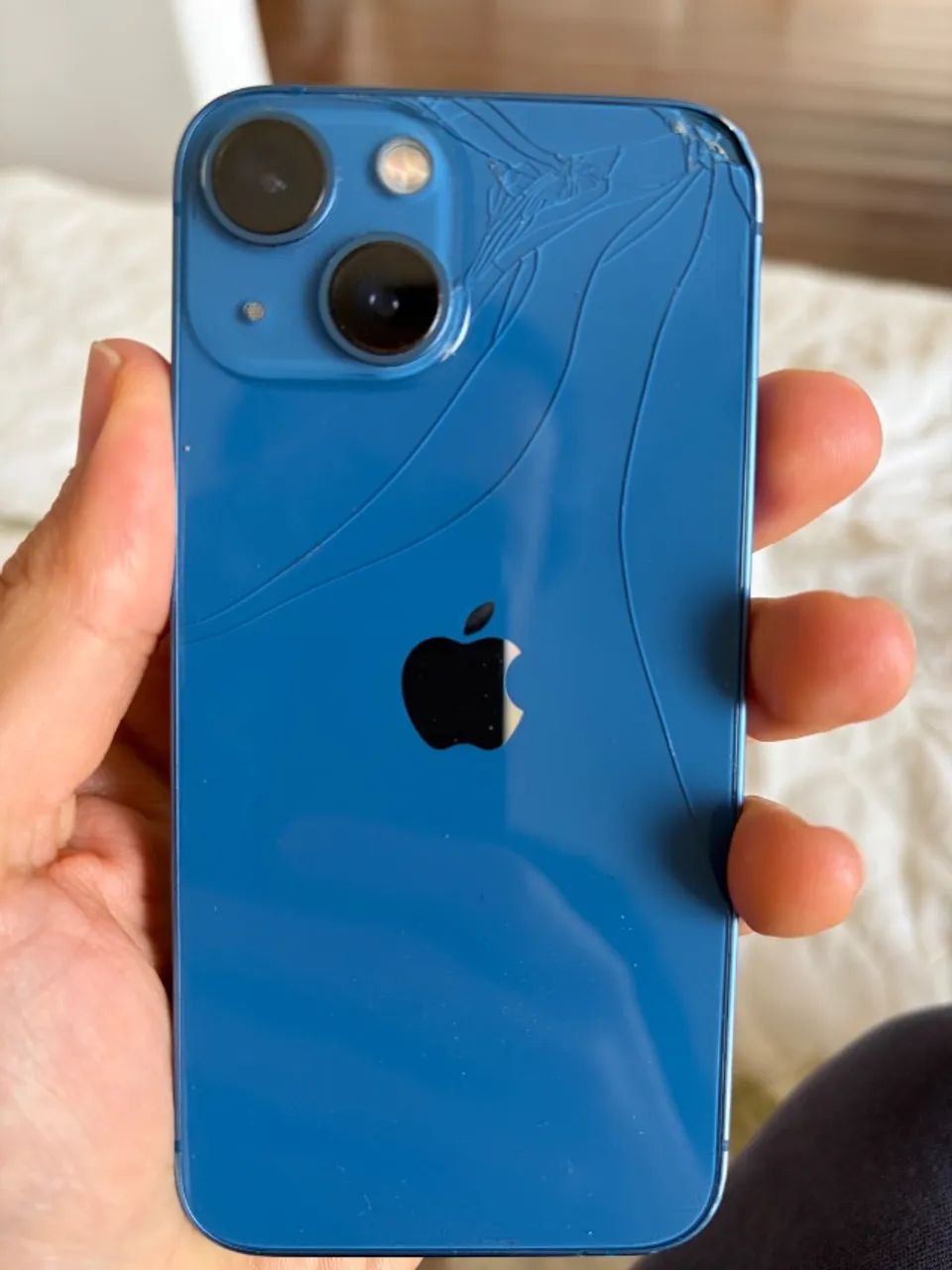 iphone 13 mini 128gb azul com detalhes - Foto 5