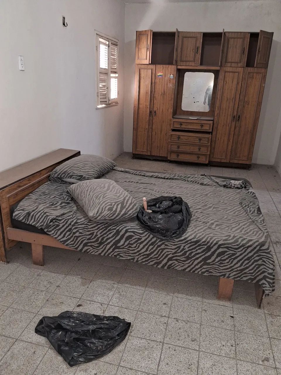 Cama e armário  - Foto 2