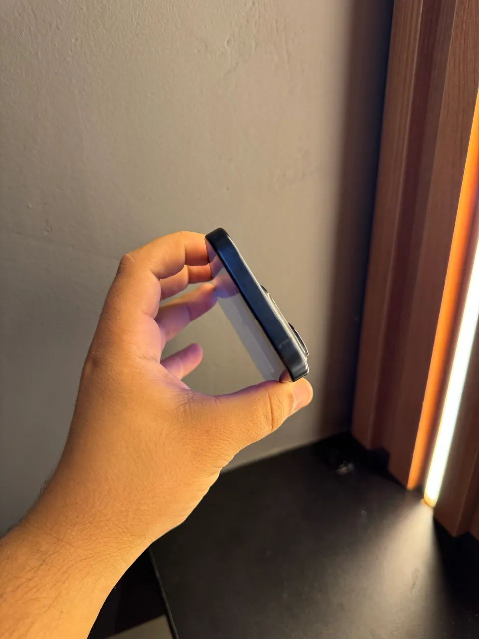 IPHONE 15 PRO 256GB ESTADO DE NOVO - Foto 3