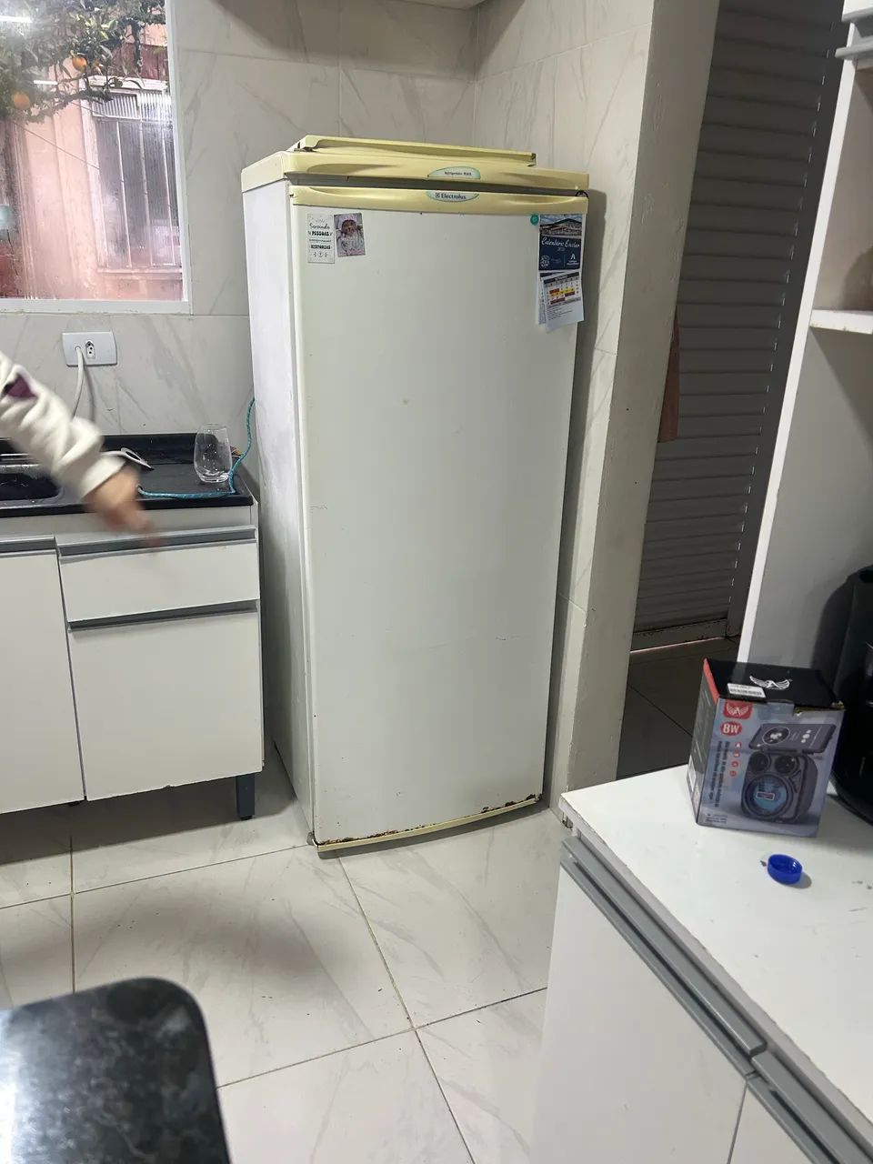 Geladeira usada Electrolux R310 funcionando - Foto 4
