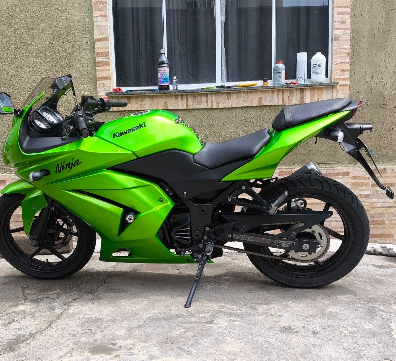 Ninja 250 muito nova 