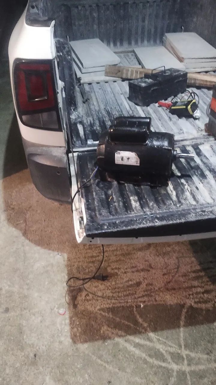 Motor betoneira grande Weg 2.5 cvs - Foto 5