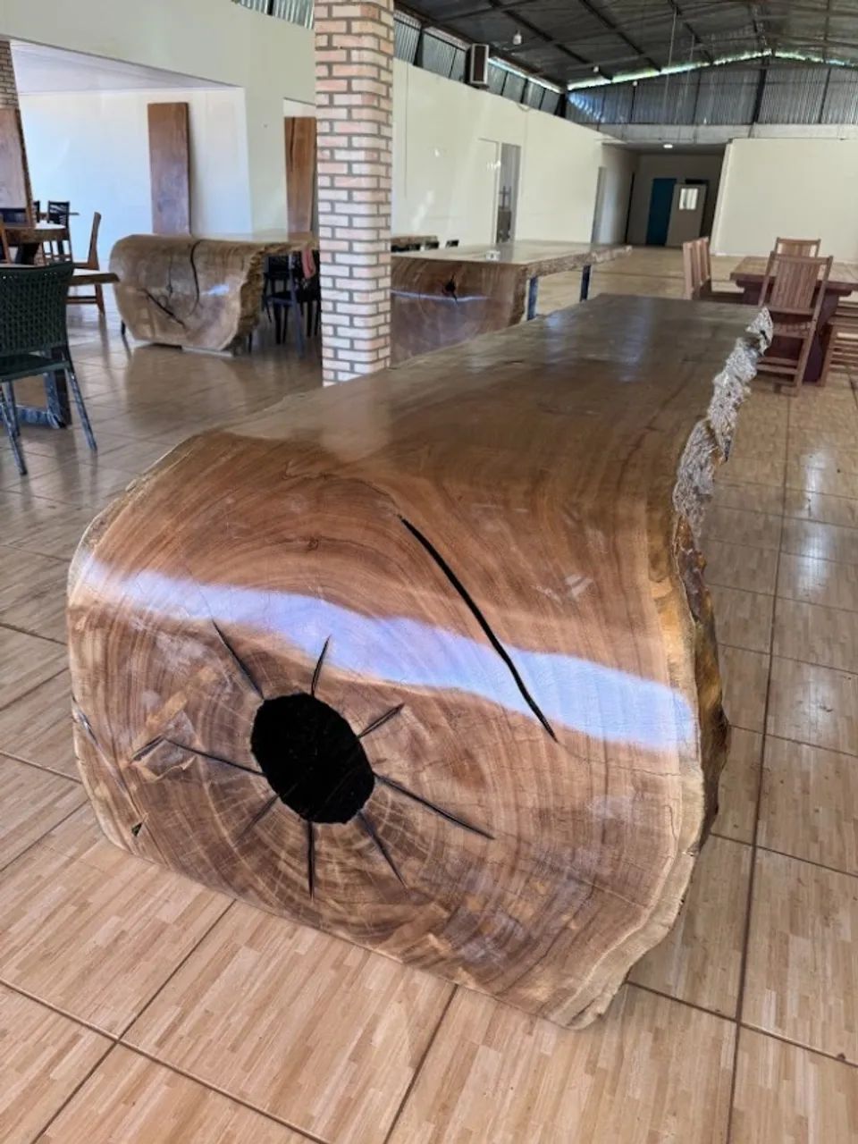 Mesa de Madeira Maciça Cascata - Ótimo Preço!