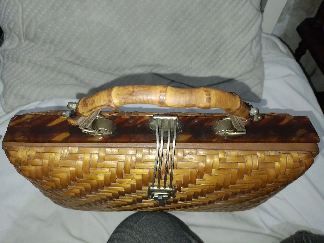 Bolsa Vintage de Bambu/Vime Retrô com Alças de Bambu - Décadas de 60/70 - Foto 2