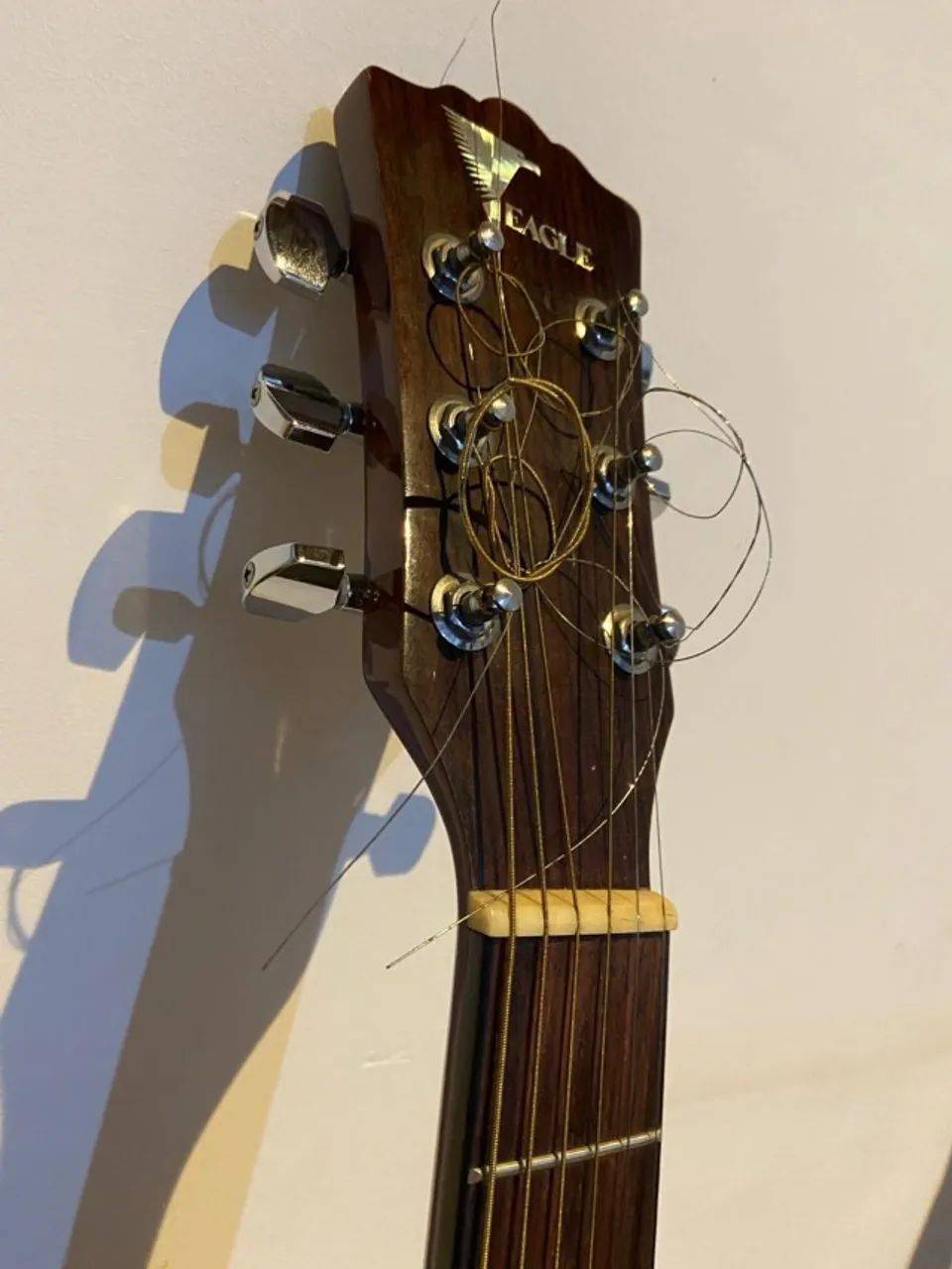 Violão Eagle EG660NT - Tampo maciço - Foto 4