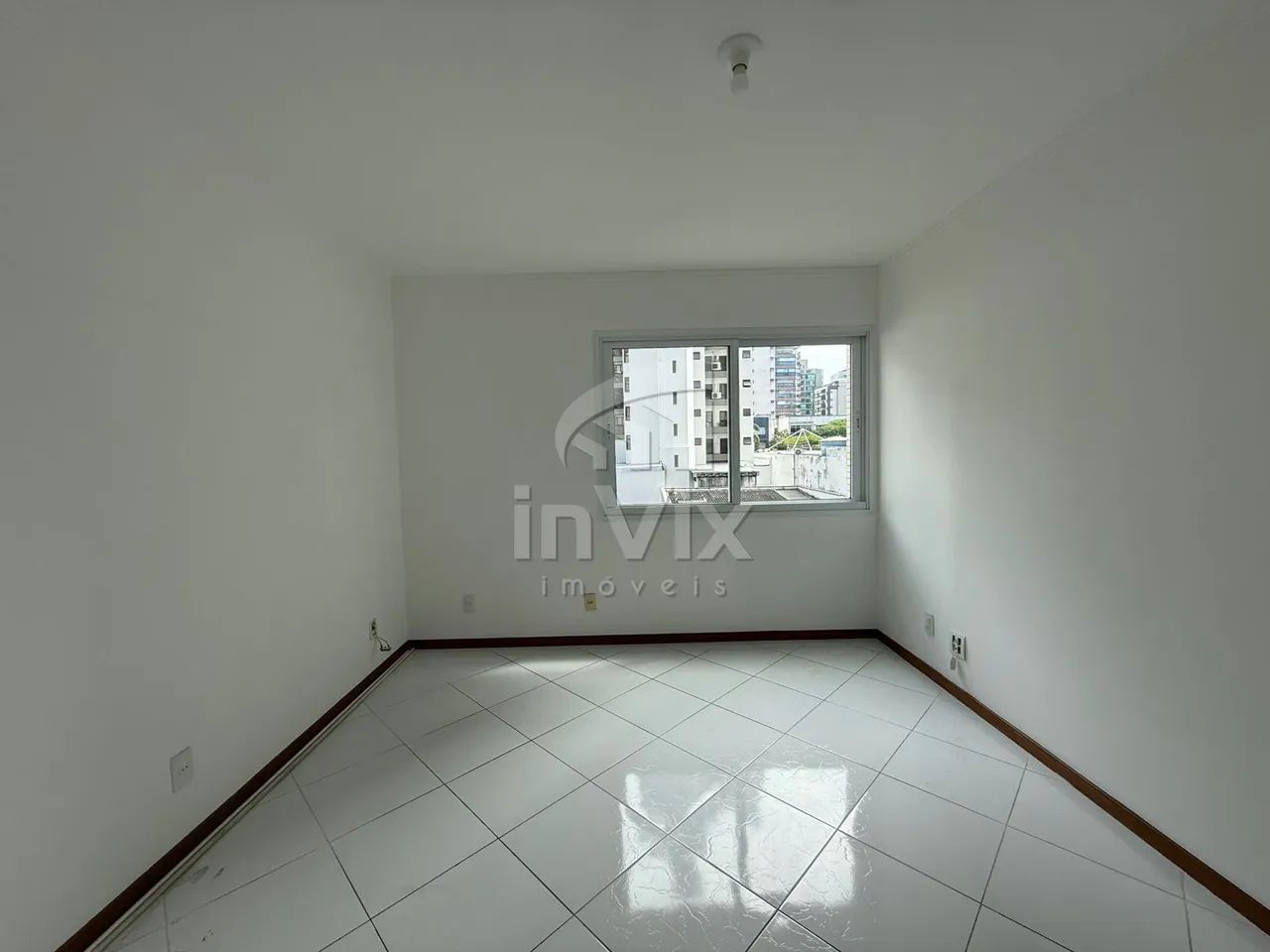 Planta com 130m², 3 quartos no miolo da Praia do Canto - Foto 3