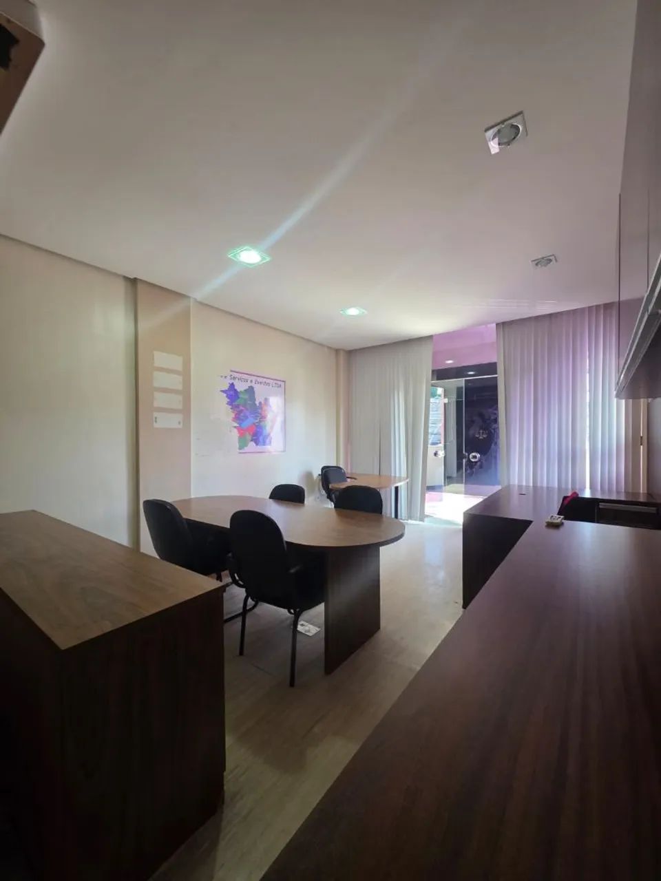 Sala para locação em galeria ,com banheiro e copa - Foto 3