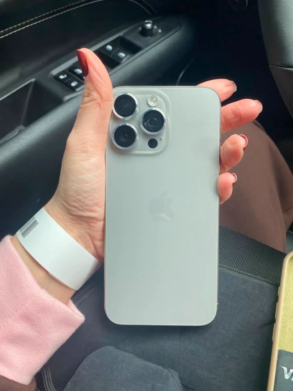 Iphone pro Max 15 - Foto 2