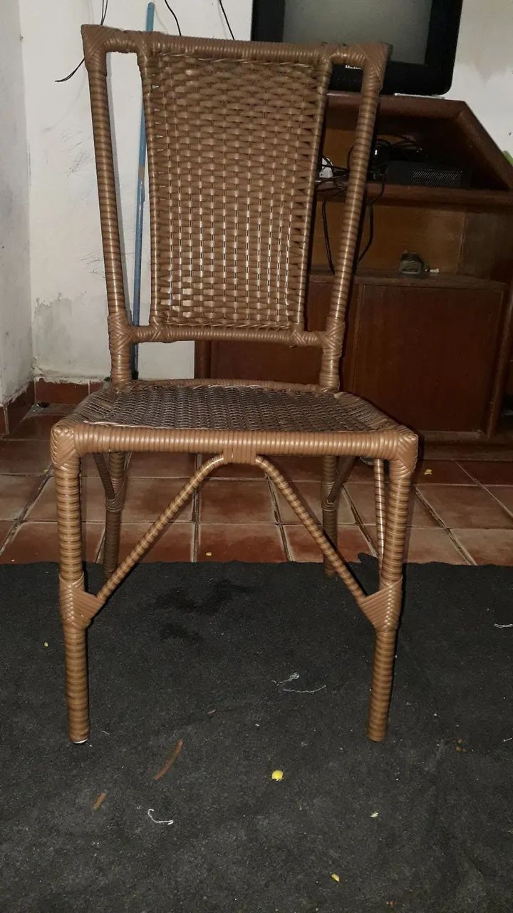 Reforma e fabricação de cadeiras  em fibra sintética - Foto 5