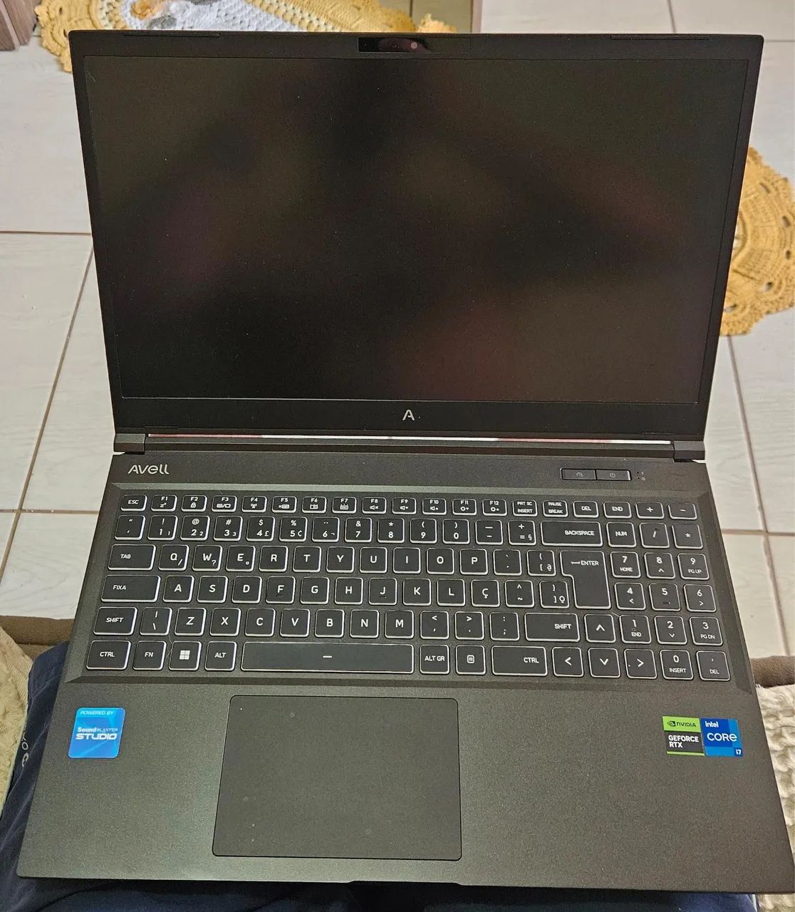 Notebook Gamer Avell Storm 350 - Estado de Novo